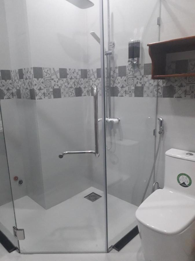 דירות Tỉnh Kontum Khach San Hao Hoa מראה חיצוני תמונה